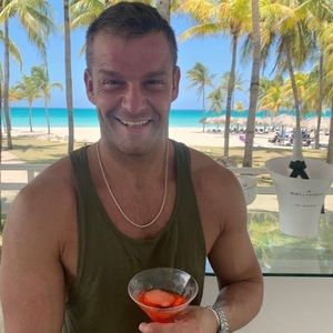 Meet your Posher, Brandon